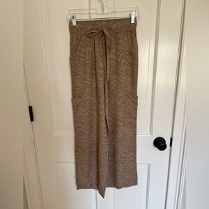 URBAN OUTFITTERS Women’s Wide-Leg Pants with Drawstring